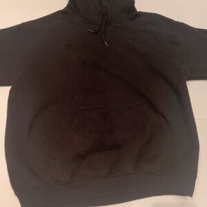 Gildan Plain Black Hoodie
